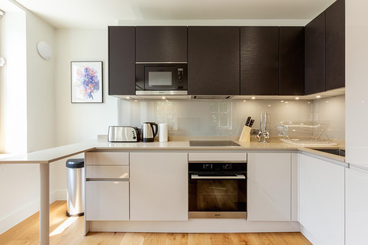 Private - The Fitzrovia Collection * Londra
